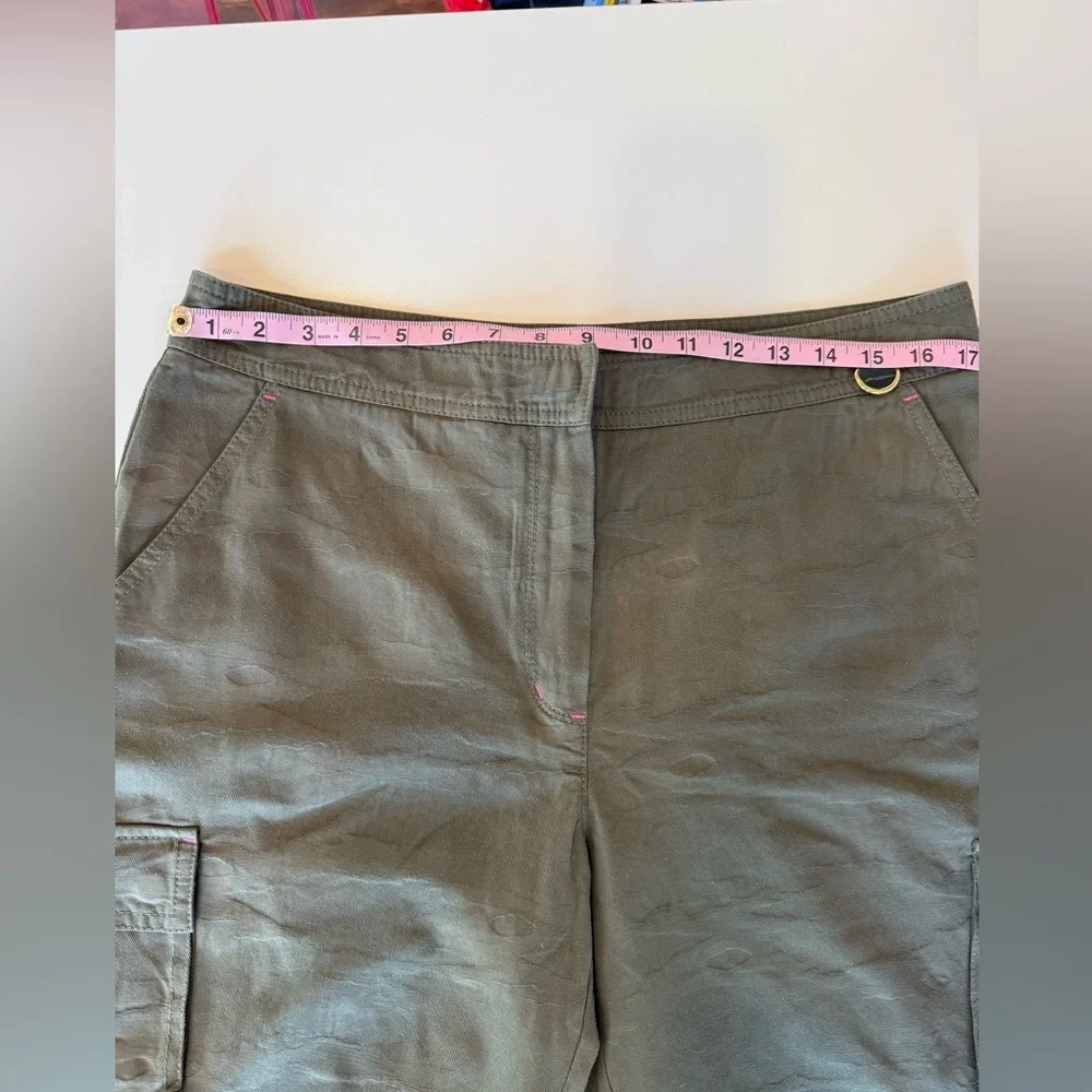Trina Turk Isley Cargo Pants Size 10 NWT Olive Jacquard Camo, Pink Stitch, $278 - Picture 10 of 12